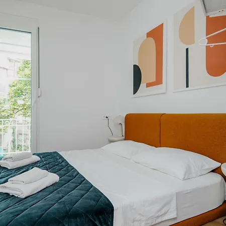 Center Design Apartment