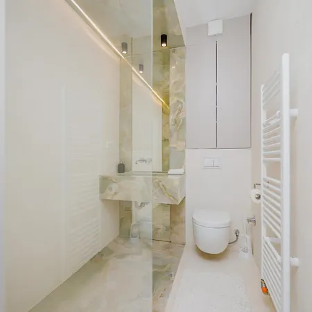 Apartment Center Design *
